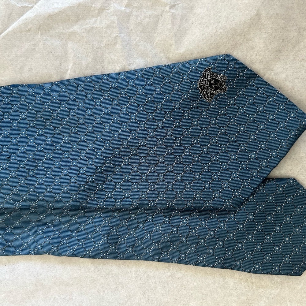 Versace Men’s light Blue Patterned Silk Tie